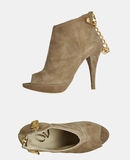 02 - Boots - 3