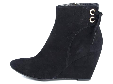 A Pair: 6117 Camosao Nero