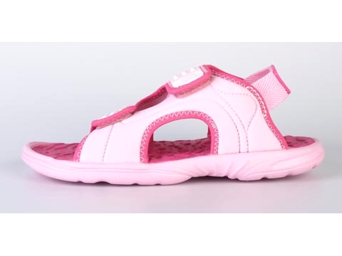 adidas Sport Performance: Akwah 5 K