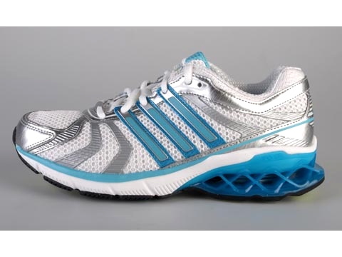 adidas Sport Performance: Boost 2 - 3