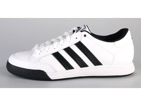 adidas Sport Performance: Oracle Stripes IV