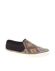 ASOS Slip On Plimsolls - 3