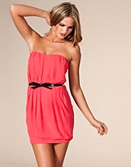 Bandeu Dress