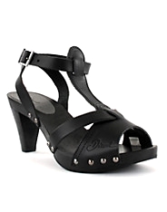Bois Des Roses Sandals