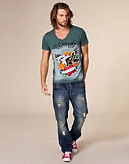 Brave Hearts Tee