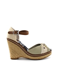 Capri 8
