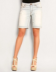 Chusck Shorts