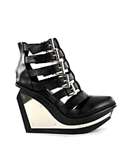 Clinic Shoe
