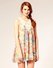 Darling Lace Collar Floral Babydoll Dress