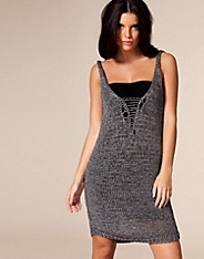 Davamp Dress