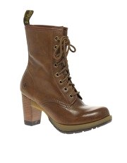 Dr Martens Diva Darcie 8 Eye Boots