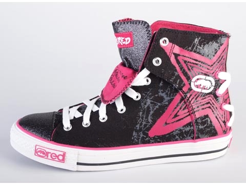 Ecko: Red Celebs Taylor