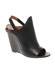 Elizabeth And James Sawyer Wedge