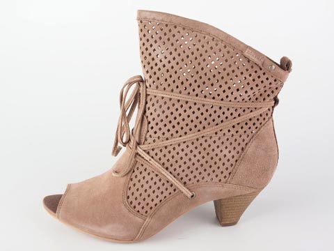 Esprit: Leean Bootie - 2