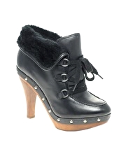 Guess Bountiful Boots