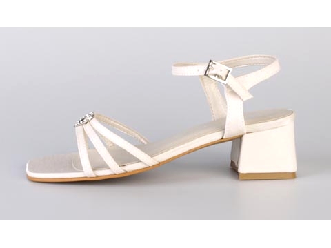 Ivory: Annett