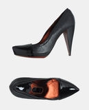 JONATHAN KELSEY - Pumps