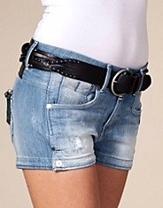 Katrin Belt