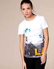 LA Tee