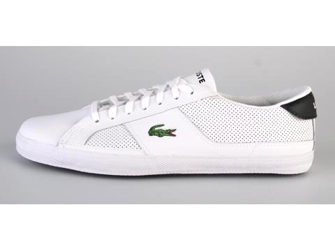 Lacoste: Avant