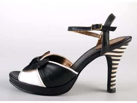 Lola Ramona: Plateau