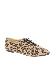 London Rebel Lace Animal Flat Shoes