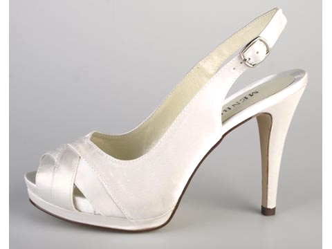 Menbur: 04198 Ivory