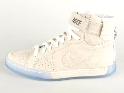 Nike: Air Flytop