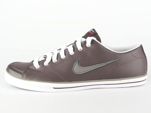 Nike: Capri - 3