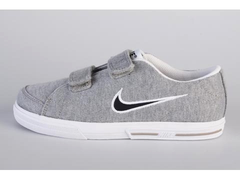 Nike: Capri V - 2