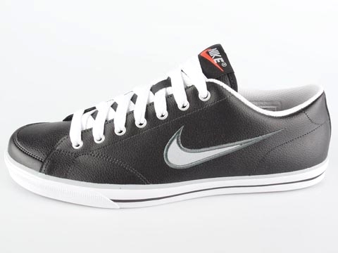 Nike: Capri