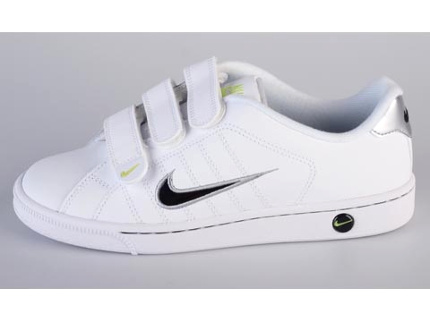Nike: Court Tradition V 2 - 2
