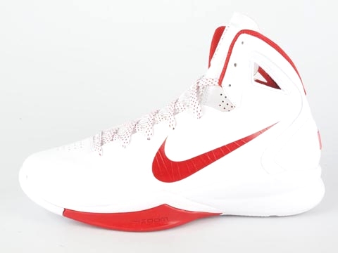 Nike: Hyperdunk 2010 - 3