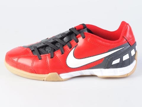 Nike: Jr. Total90 Shoot III IC