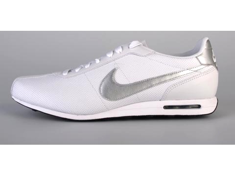 Nike: Nike Air
