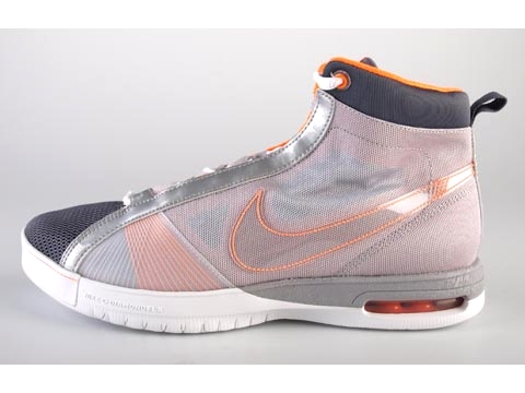 Nike: Wmns Air Fly Bold Sister+