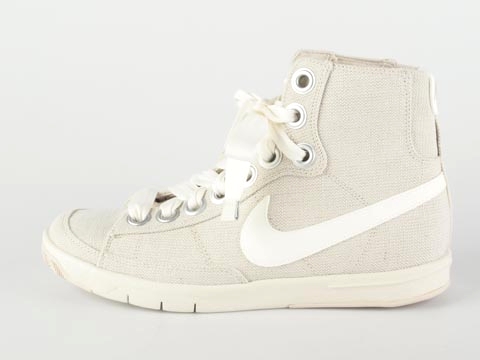 Nike: Wmns Blazer Mid Macro