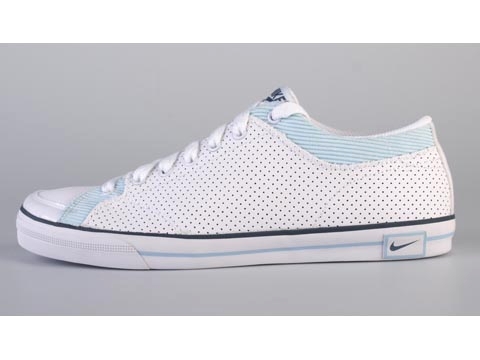 Nike: Wmns Nike Capri