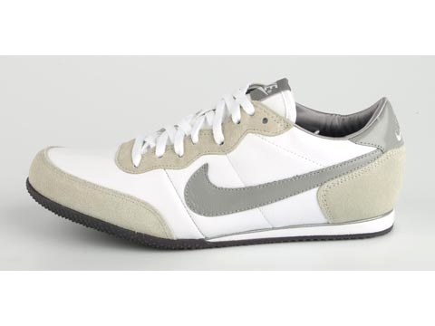 Nike: Wmns Nike Track Racer - 3