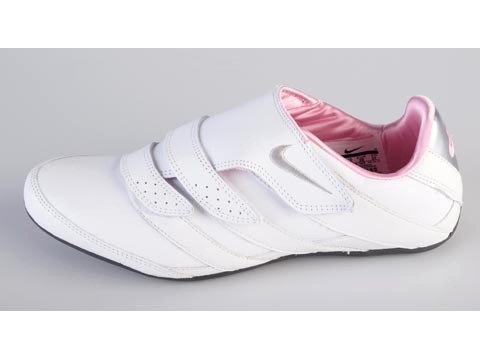 Nike: Wmns Roubaix V