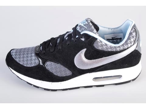 Nike: Zenyth