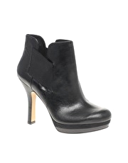 Nine West Credable Heeled Ankle Boots With Elastic Sides