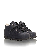 NO:1 Shoe