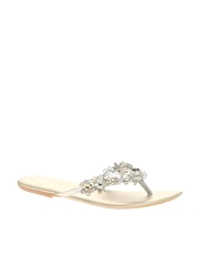 Oasis Amelie Flower Toepost Flat Sandal
