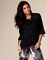 Pearl 3/4 Top