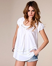 Peobe's Top