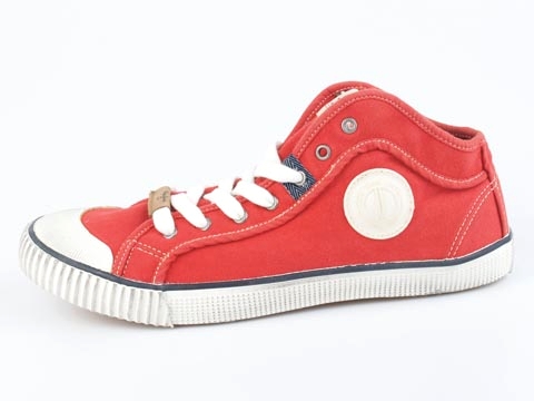 Pepe Jeans: Industry