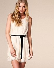 Pil Short Dress
