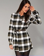 Price b.f Checki Shirt