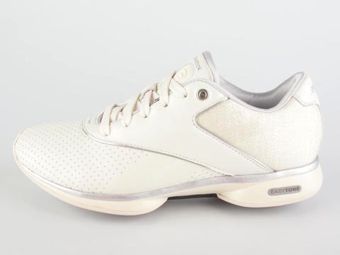Reebok: Easytone Go Outside II